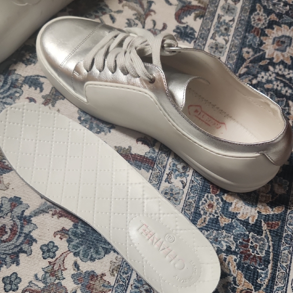 CHANEL Silver and White Sneakers - Picture 15 of 16